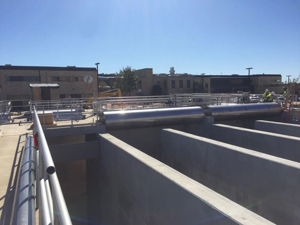 Cuve basculante industrielle en fabrication, atelier ADI Laval.