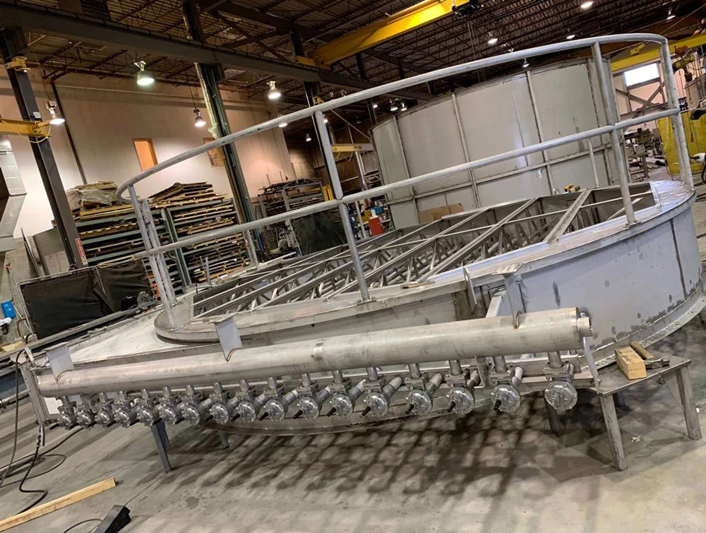 Dépoussiéreur industriel en fabrication, ADI Laval.