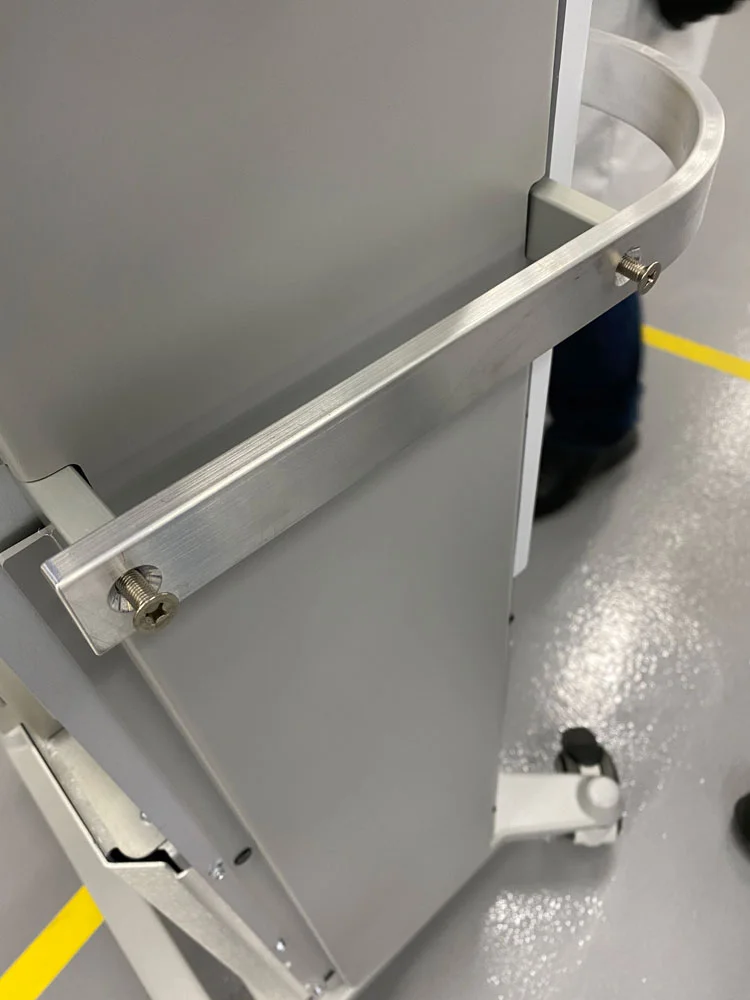 Structure en aluminium pour équipement médical, fabrication de précision ADI Laval.